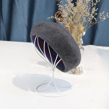 Minimalist Beret With Embroidered Detail